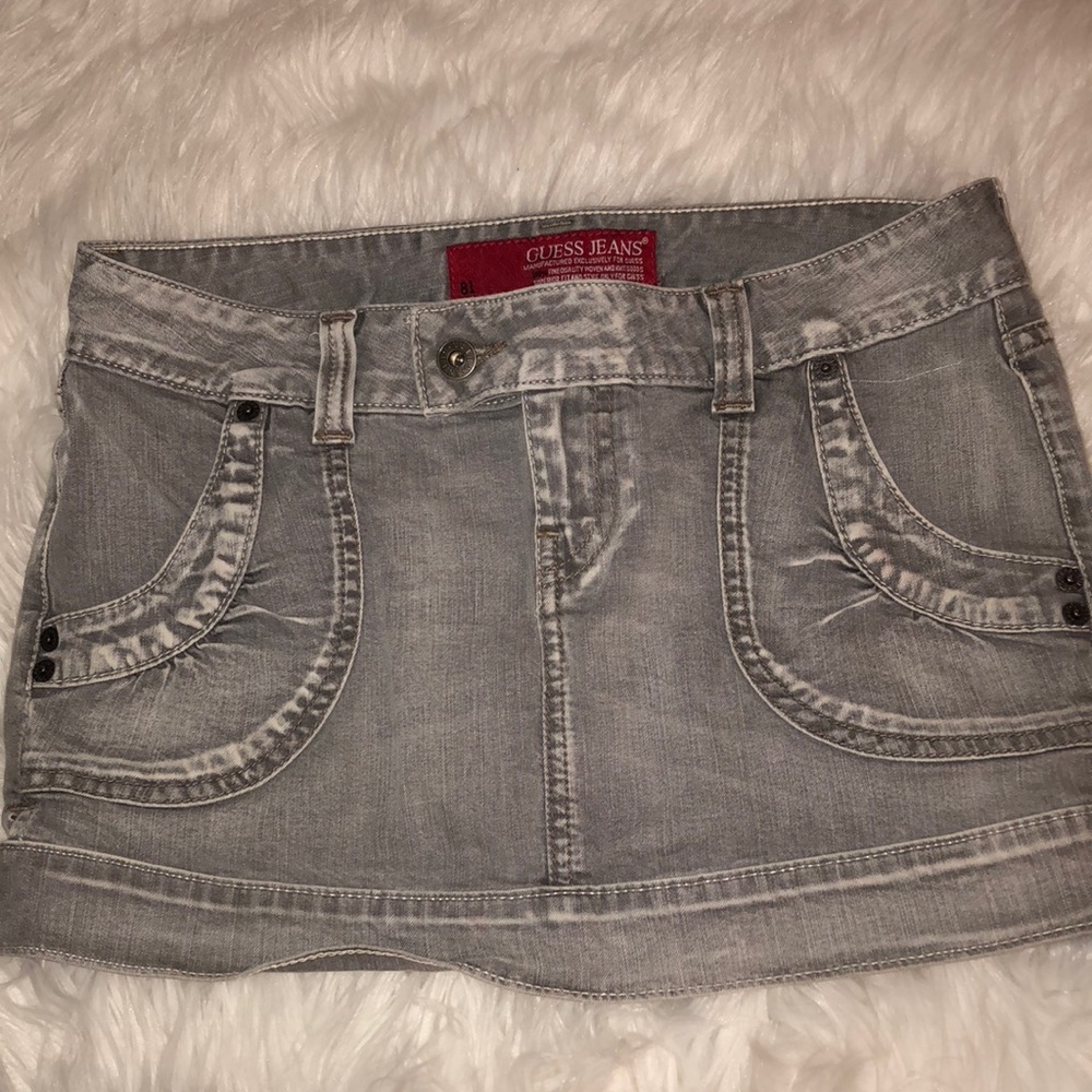 GUESS mini skirt✨